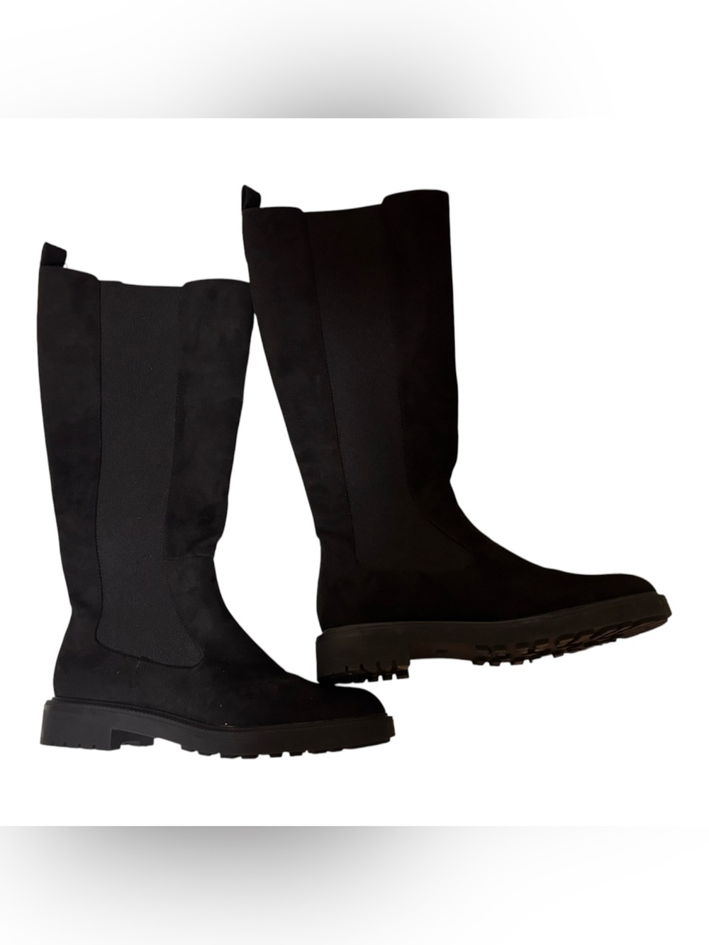 Zara Women’s Black Knee-High Chelsea Boots